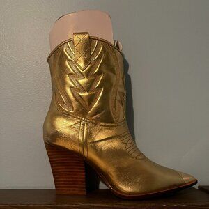 Lola Cruz Gold Cowboy Boots 9.5